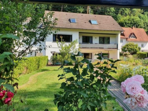 Holiday apartment in the garden
